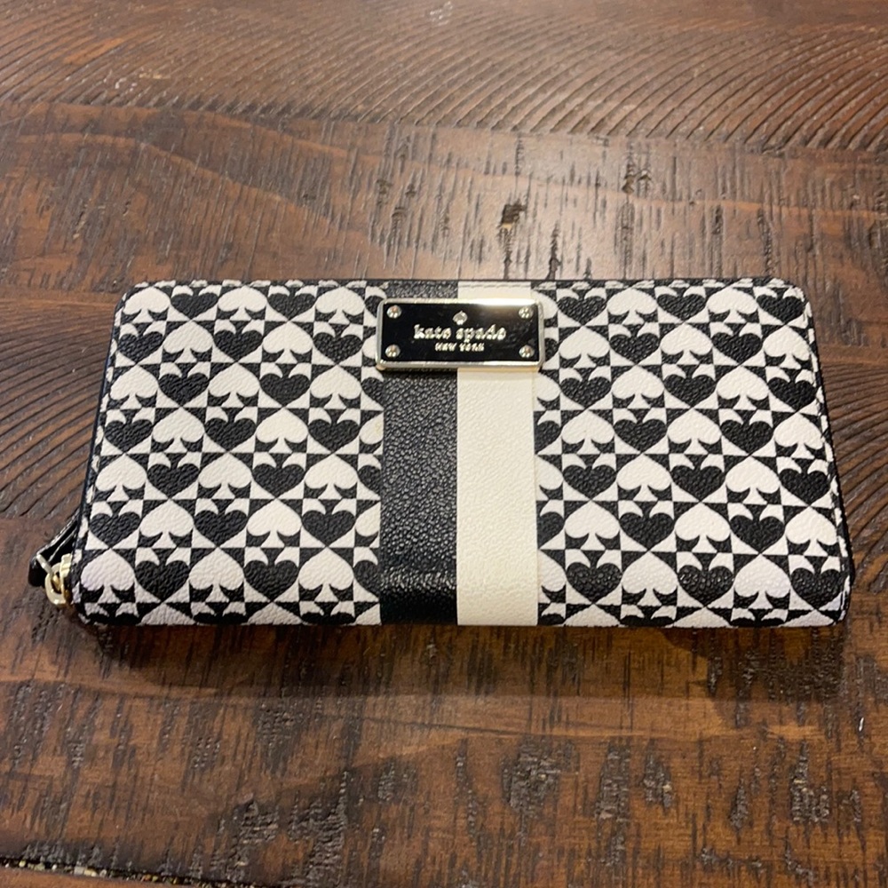 Kate Spade Accordion Wallett